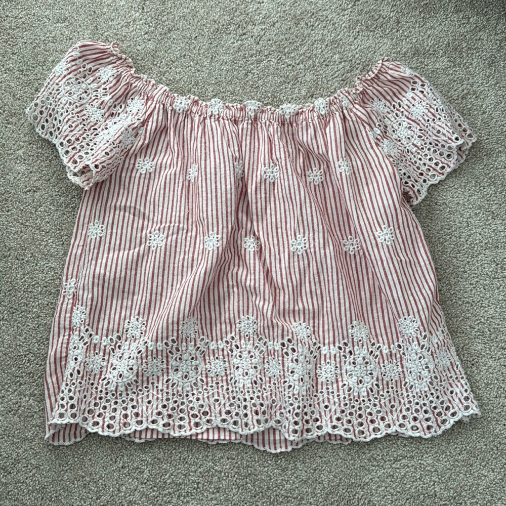 Red and white Hollister off the shoulder shirt